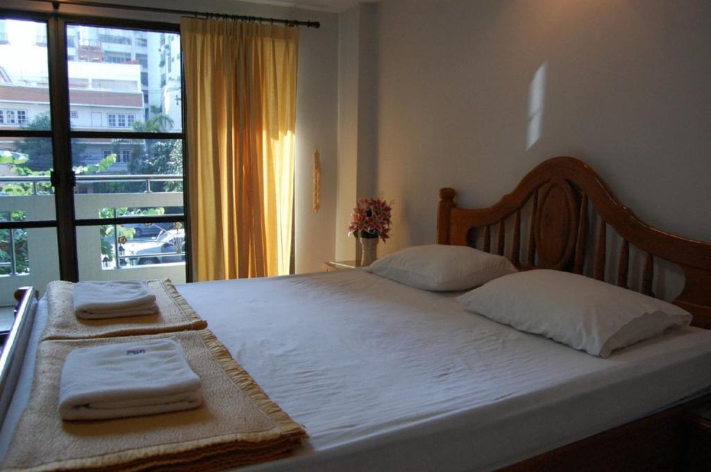 Veerachai Court Chiang Mai Room photo